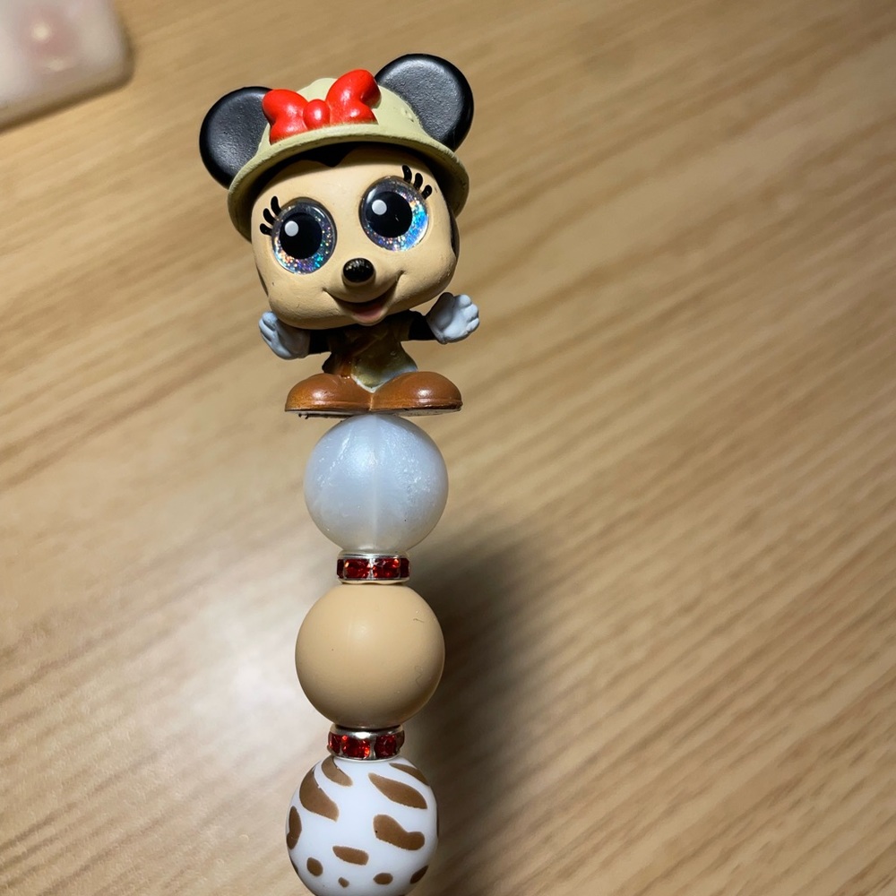 MINNIE DISNEY DOORABLES CUSTOMIZED PEN